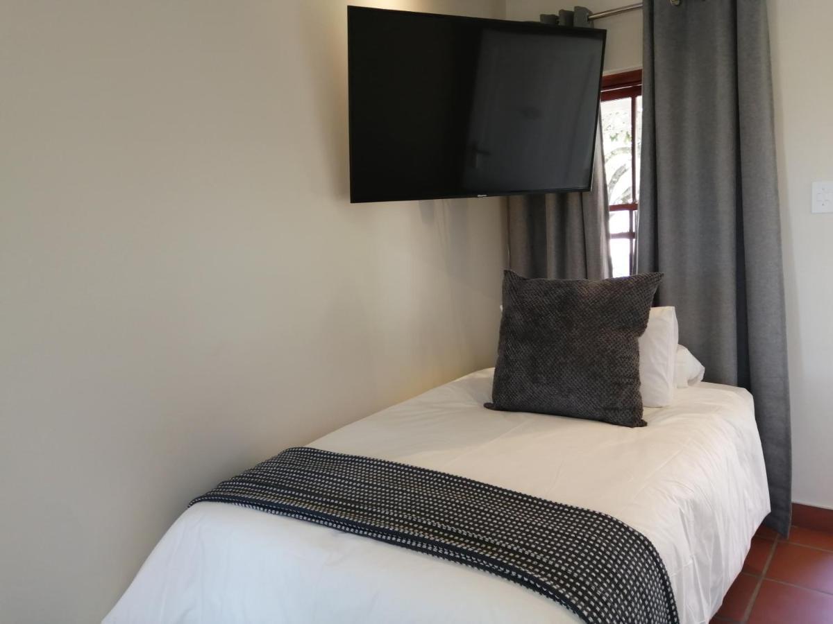 Monte Rosa Guesthouse روزنفيل المظهر الخارجي الصورة